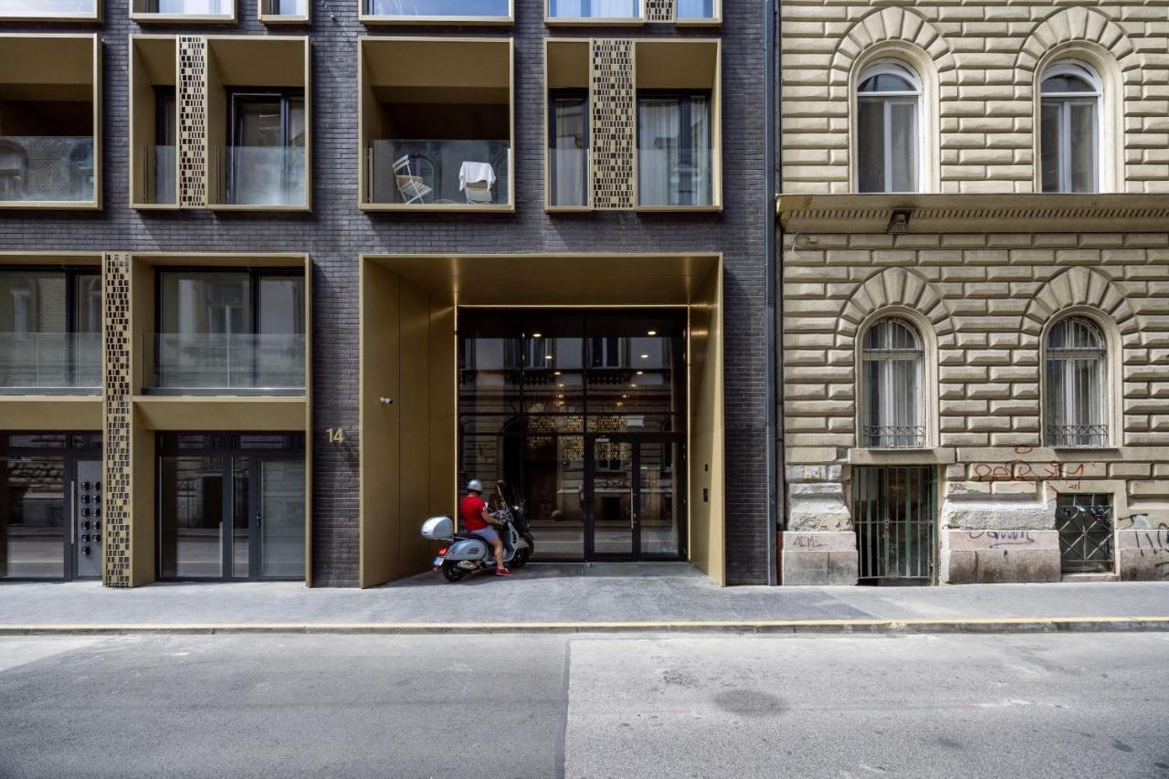 Walnut Tree Apartment — Photos 2